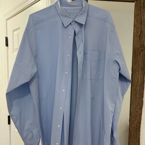 Men’s button down Ariat shirt